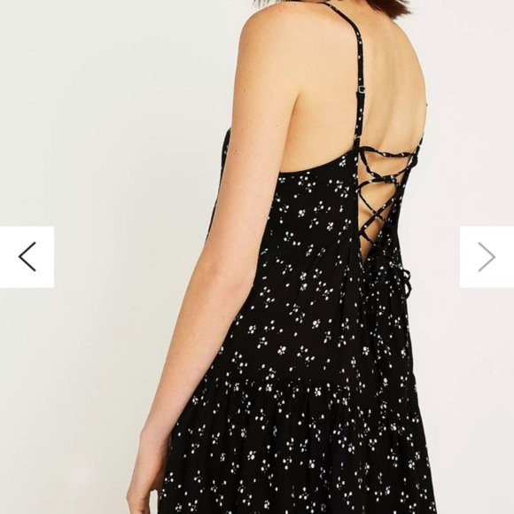 Urban Outfitters UO Harper Tiered Lace-Up Babydoll Dress Size XS - Picture 2 of 8